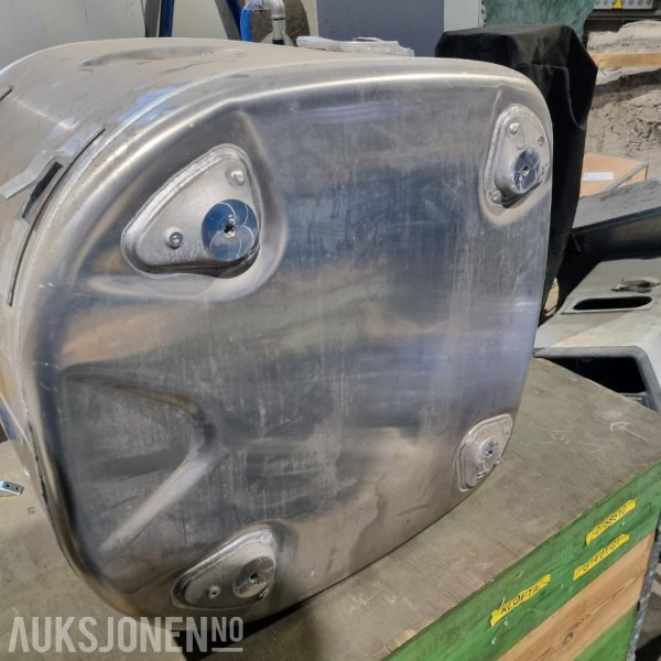Dieseltank drivstoff ca 300L alu Scania Scania - Kuorma-auto: kuva Dieseltank drivstoff ca 300L alu Scania Scania - Kuorma-auto Dieseltank drivstoff ca 300L alu Scania Scania - Kuorma-auto: kuva Dieseltank drivstoff ca 300L alu Scania Scania - Kuorma-auto