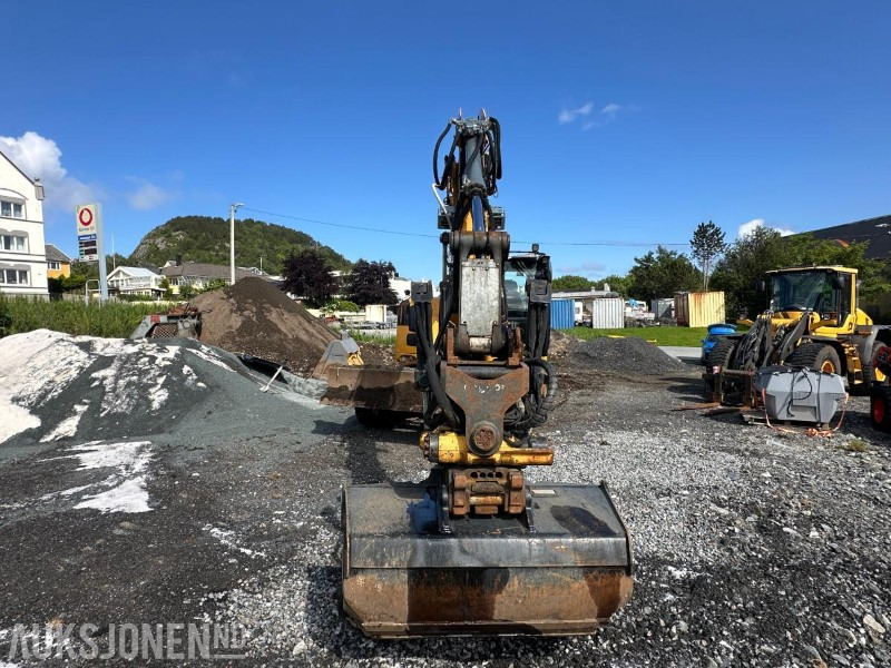 Kaivuri Liebherr R914 STD Compact Litronic Beltegraver - 2932 Timer - Sentralsmøring - Novatron 3D GPS - 4 Skuffer: kuva Kaivuri Liebherr R914 STD Compact Litronic Beltegraver - 2932 Timer - Sentralsmøring - Novatron 3D GPS - 4 Skuffer