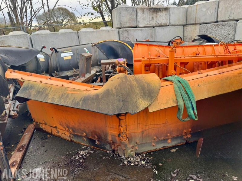 2012 Snježni Plug Snøplog - Lisälaitteet - Rakennuskoneet: kuva  2012 Snježni Plug Snøplog - Lisälaitteet - Rakennuskoneet 2012 Snježni Plug Snøplog - Lisälaitteet - Rakennuskoneet: kuva  2012 Snježni Plug Snøplog - Lisälaitteet - Rakennuskoneet