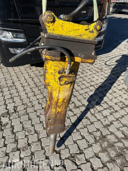 2014 Atlas Copco SB202 pigghammer - rep.objekt. - Lisälaitteet - Rakennuskoneet: kuva 2014 Atlas Copco SB202 pigghammer - rep.objekt. - Lisälaitteet - Rakennuskoneet 2014 Atlas Copco SB202 pigghammer - rep.objekt. - Lisälaitteet - Rakennuskoneet: kuva 2014 Atlas Copco SB202 pigghammer - rep.objekt. - Lisälaitteet - Rakennuskoneet