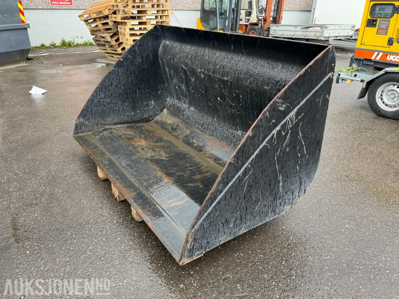 2018 Manitou CBA 1500 S3 L2050FF skuffe - Lisälaitteet - Rakennuskoneet: kuva 2018 Manitou CBA 1500 S3 L2050FF skuffe - Lisälaitteet - Rakennuskoneet 2018 Manitou CBA 1500 S3 L2050FF skuffe - Lisälaitteet - Rakennuskoneet: kuva 2018 Manitou CBA 1500 S3 L2050FF skuffe - Lisälaitteet - Rakennuskoneet