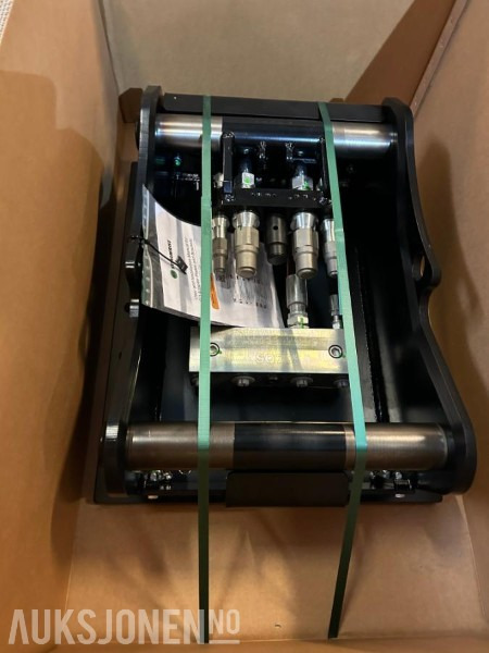 2021 Steelwrist SQ70 adapterplate - Lisälaitteet - Rakennuskoneet: kuva 2021 Steelwrist SQ70 adapterplate - Lisälaitteet - Rakennuskoneet 2021 Steelwrist SQ70 adapterplate - Lisälaitteet - Rakennuskoneet: kuva 2021 Steelwrist SQ70 adapterplate - Lisälaitteet - Rakennuskoneet