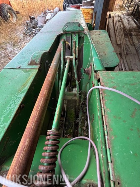 1900 John deere 332A firkantpresse - Maatalouskoneet: kuva 1900 John deere 332A firkantpresse - Maatalouskoneet 1900 John deere 332A firkantpresse - Maatalouskoneet: kuva 1900 John deere 332A firkantpresse - Maatalouskoneet