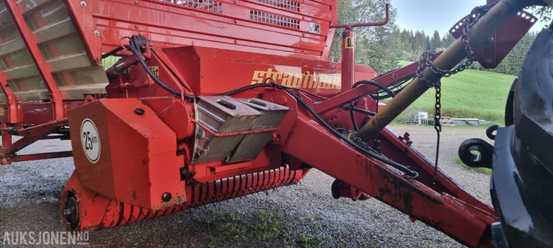 1987 Strautmann LBT19 - Maatalouskoneet: kuva 1987 Strautmann LBT19 - Maatalouskoneet 1987 Strautmann LBT19 - Maatalouskoneet: kuva 1987 Strautmann LBT19 - Maatalouskoneet