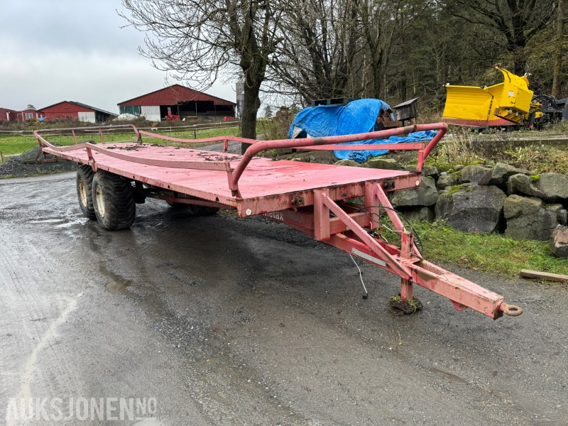 2005 Metsjö Metax 15t rundballehenger - 10 x 2,5m - Maatalouskoneet: kuva 2005 Metsjö Metax 15t rundballehenger - 10 x 2,5m - Maatalouskoneet 2005 Metsjö Metax 15t rundballehenger - 10 x 2,5m - Maatalouskoneet: kuva 2005 Metsjö Metax 15t rundballehenger - 10 x 2,5m - Maatalouskoneet
