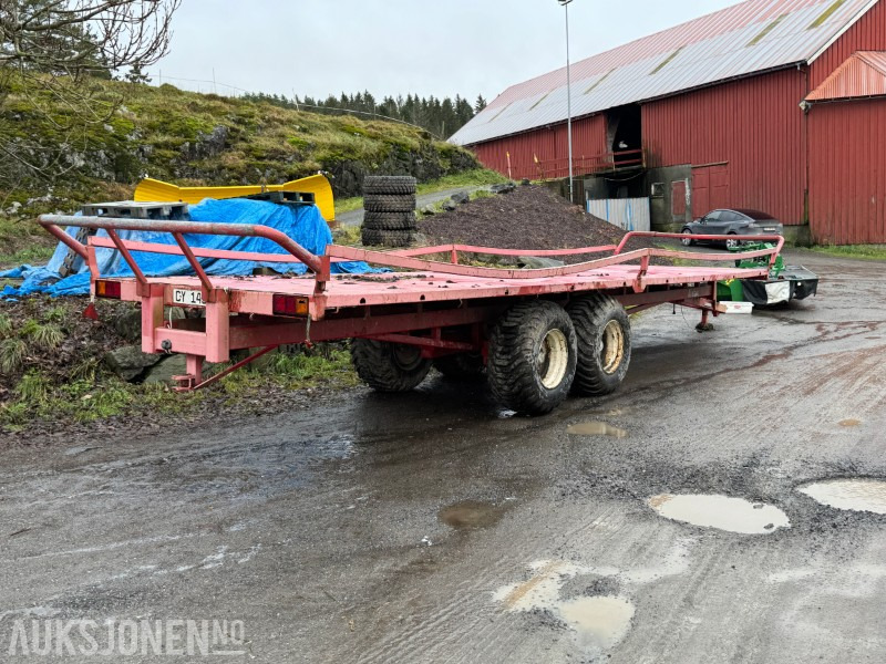 2005 Metsjö Metax 15t rundballehenger - 10 x 2,5m - Maatalouskoneet: kuva 2005 Metsjö Metax 15t rundballehenger - 10 x 2,5m - Maatalouskoneet 2005 Metsjö Metax 15t rundballehenger - 10 x 2,5m - Maatalouskoneet: kuva 2005 Metsjö Metax 15t rundballehenger - 10 x 2,5m - Maatalouskoneet