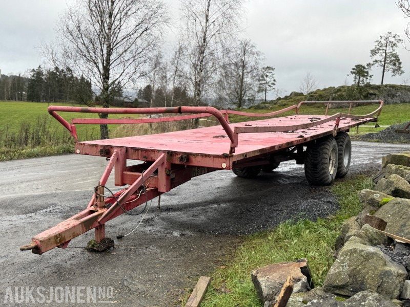 2005 Metsjö Metax 15t rundballehenger - 10 x 2,5m - Maatalouskoneet: kuva 2005 Metsjö Metax 15t rundballehenger - 10 x 2,5m - Maatalouskoneet 2005 Metsjö Metax 15t rundballehenger - 10 x 2,5m - Maatalouskoneet: kuva 2005 Metsjö Metax 15t rundballehenger - 10 x 2,5m - Maatalouskoneet
