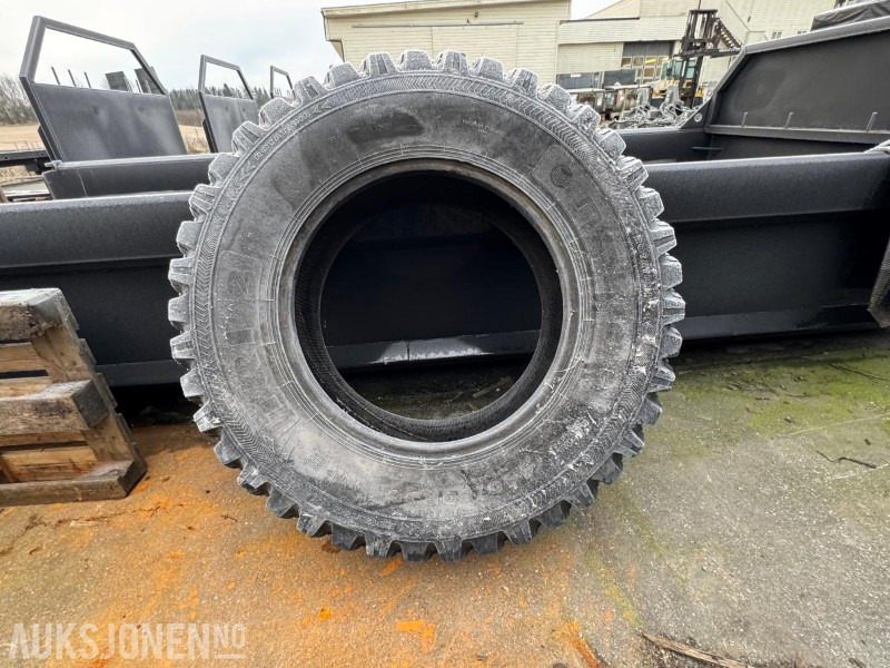 2007 Nokian TRI 2 traktordekk 440/80 R30 – med pigg - Maatalouskoneet: kuva  2007 Nokian TRI 2 traktordekk 440/80 R30 – med pigg - Maatalouskoneet 2007 Nokian TRI 2 traktordekk 440/80 R30 – med pigg - Maatalouskoneet: kuva  2007 Nokian TRI 2 traktordekk 440/80 R30 – med pigg - Maatalouskoneet