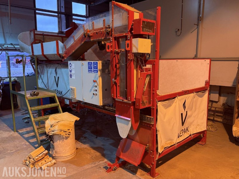 2018 Vepak pakkemaskin EP3180170A1 - Maks 40L og 30 cm - Maatalouskoneet: kuva 2018 Vepak pakkemaskin EP3180170A1 - Maks 40L og 30 cm - Maatalouskoneet 2018 Vepak pakkemaskin EP3180170A1 - Maks 40L og 30 cm - Maatalouskoneet: kuva 2018 Vepak pakkemaskin EP3180170A1 - Maks 40L og 30 cm - Maatalouskoneet