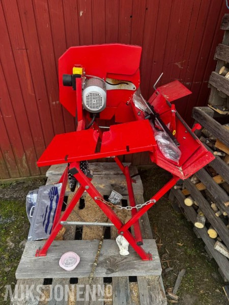 2019 Dovre LS400M Vedkappsag - Maatalouskoneet: kuva 2019 Dovre LS400M Vedkappsag - Maatalouskoneet 2019 Dovre LS400M Vedkappsag - Maatalouskoneet: kuva 2019 Dovre LS400M Vedkappsag - Maatalouskoneet