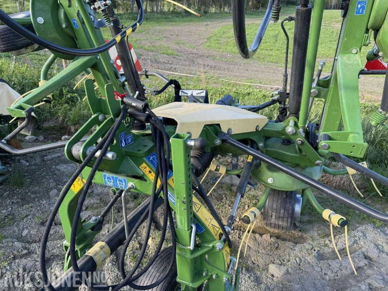 2023 Krone Vendro 900 - Maatalouskoneet: kuva 2023 Krone Vendro 900 - Maatalouskoneet 2023 Krone Vendro 900 - Maatalouskoneet: kuva 2023 Krone Vendro 900 - Maatalouskoneet
