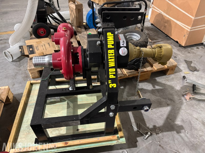 2024 3TOMS PTO VANNPUMPE. TRIANGELFESTE - Maatalouskoneet: kuva 2024 3TOMS PTO VANNPUMPE. TRIANGELFESTE - Maatalouskoneet 2024 3TOMS PTO VANNPUMPE. TRIANGELFESTE - Maatalouskoneet: kuva 2024 3TOMS PTO VANNPUMPE. TRIANGELFESTE - Maatalouskoneet