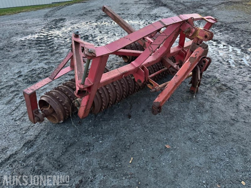 Åker rulle til traktor - Maatalouskoneet: kuva  Åker rulle til traktor - Maatalouskoneet Åker rulle til traktor - Maatalouskoneet: kuva  Åker rulle til traktor - Maatalouskoneet