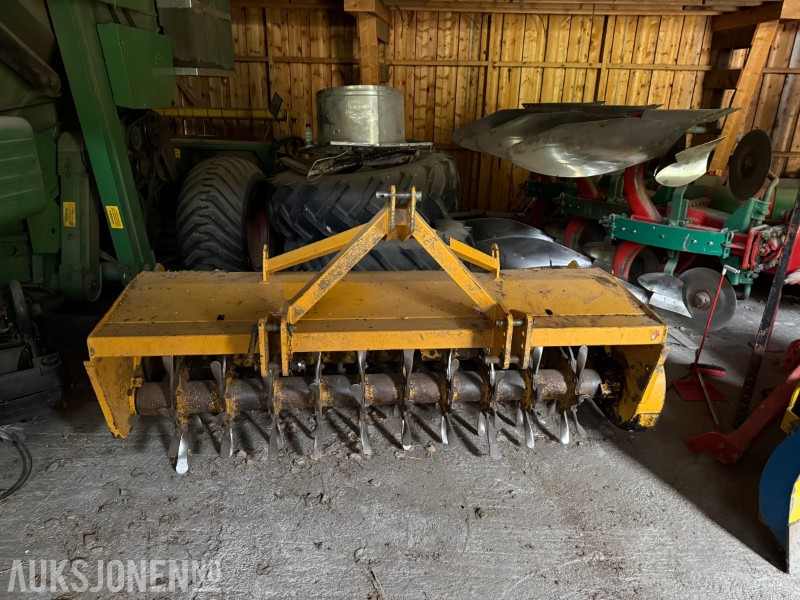 Dyna-drive 2 meter - Maatalouskoneet: kuva Dyna-drive 2 meter - Maatalouskoneet Dyna-drive 2 meter - Maatalouskoneet: kuva Dyna-drive 2 meter - Maatalouskoneet