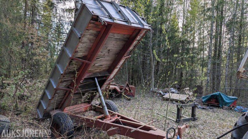 Ingen minstepris - 1997 Orkel 4 tonn 3-veis tipphenger Traktor Registrert - Maatalouskoneet: kuva Ingen minstepris - 1997 Orkel 4 tonn 3-veis tipphenger Traktor Registrert - Maatalouskoneet Ingen minstepris - 1997 Orkel 4 tonn 3-veis tipphenger Traktor Registrert - Maatalouskoneet: kuva Ingen minstepris - 1997 Orkel 4 tonn 3-veis tipphenger Traktor Registrert - Maatalouskoneet