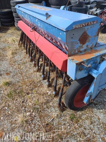 Nordsten Lifromatic såmaskin - Maatalouskoneet: kuva Nordsten Lifromatic såmaskin - Maatalouskoneet Nordsten Lifromatic såmaskin - Maatalouskoneet: kuva Nordsten Lifromatic såmaskin - Maatalouskoneet