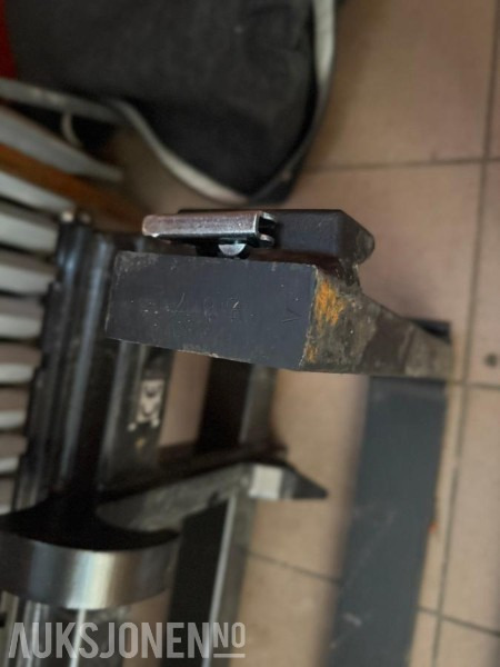 Pallegaffel Fork Frame med SMS feste - Maatalouskoneet: kuva Pallegaffel Fork Frame med SMS feste - Maatalouskoneet Pallegaffel Fork Frame med SMS feste - Maatalouskoneet: kuva Pallegaffel Fork Frame med SMS feste - Maatalouskoneet