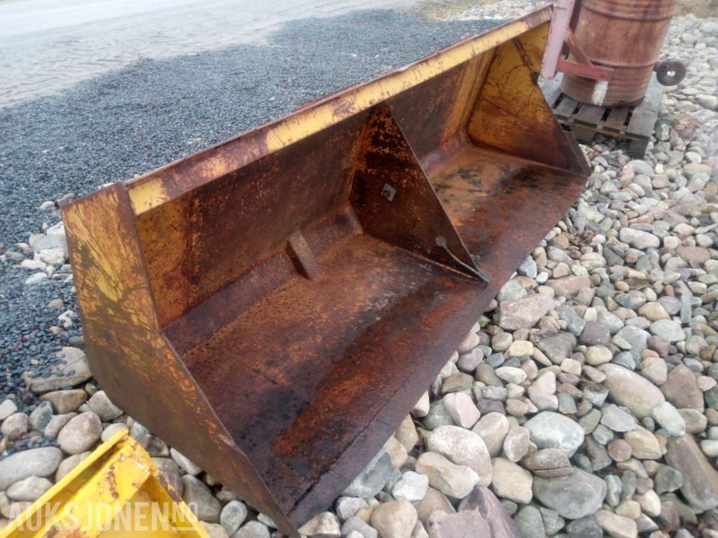 Snøskuffe - Maatalouskoneet: kuva Snøskuffe - Maatalouskoneet Snøskuffe - Maatalouskoneet: kuva Snøskuffe - Maatalouskoneet