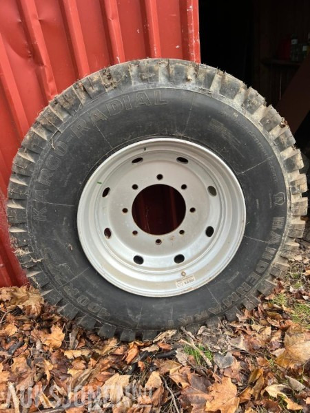 Ubrukt dekk med felg 400R 22,5 - 22,5x11,75 - Maatalouskoneet: kuva Ubrukt dekk med felg 400R 22,5 - 22,5x11,75 - Maatalouskoneet Ubrukt dekk med felg 400R 22,5 - 22,5x11,75 - Maatalouskoneet: kuva Ubrukt dekk med felg 400R 22,5 - 22,5x11,75 - Maatalouskoneet