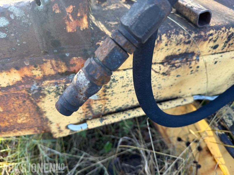 Uregistrert Maskinhenger /Tilhenger - MVA Fri - Maatalouskoneet: kuva Uregistrert Maskinhenger /Tilhenger - MVA Fri - Maatalouskoneet Uregistrert Maskinhenger /Tilhenger - MVA Fri - Maatalouskoneet: kuva Uregistrert Maskinhenger /Tilhenger - MVA Fri - Maatalouskoneet