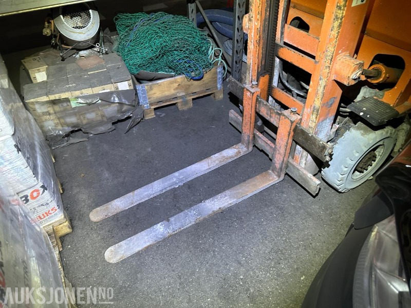 1987 Toyota 4RB10 Truck // gaffeltruck - rep-objekt - Materiaalinkäsittely: kuva  1987 Toyota 4RB10 Truck // gaffeltruck - rep-objekt - Materiaalinkäsittely 1987 Toyota 4RB10 Truck // gaffeltruck - rep-objekt - Materiaalinkäsittely: kuva  1987 Toyota 4RB10 Truck // gaffeltruck - rep-objekt - Materiaalinkäsittely