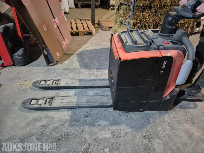 2024 Toyota LPE200 - Materiaalinkäsittely: kuva 2024 Toyota LPE200 - Materiaalinkäsittely 2024 Toyota LPE200 - Materiaalinkäsittely: kuva 2024 Toyota LPE200 - Materiaalinkäsittely