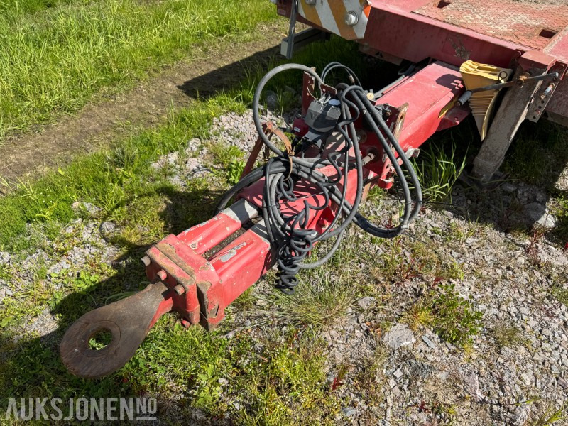 2006 Damm maskinhenger med lange kjørebruer - Perävaunu: kuva 2006 Damm maskinhenger med lange kjørebruer - Perävaunu 2006 Damm maskinhenger med lange kjørebruer - Perävaunu: kuva 2006 Damm maskinhenger med lange kjørebruer - Perävaunu