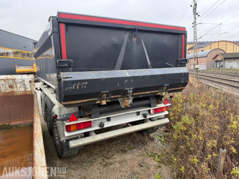 2012 Maur Bilpåbygg trippelkjerre- Nylig EU-godkjent. - Perävaunu: kuva 2012 Maur Bilpåbygg trippelkjerre- Nylig EU-godkjent. - Perävaunu 2012 Maur Bilpåbygg trippelkjerre- Nylig EU-godkjent. - Perävaunu: kuva 2012 Maur Bilpåbygg trippelkjerre- Nylig EU-godkjent. - Perävaunu