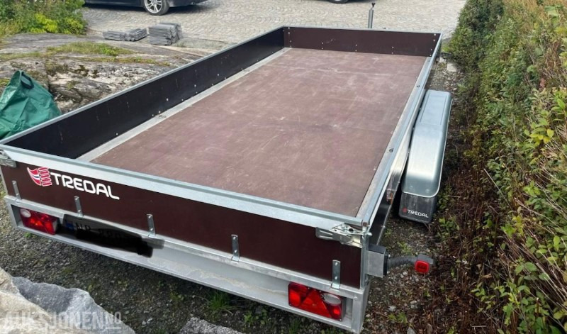 2021 Tredal T 25 UH Meget god stand Lavt brukt - Perävaunu: kuva 2021 Tredal T 25 UH Meget god stand Lavt brukt - Perävaunu 2021 Tredal T 25 UH Meget god stand Lavt brukt - Perävaunu: kuva 2021 Tredal T 25 UH Meget god stand Lavt brukt - Perävaunu