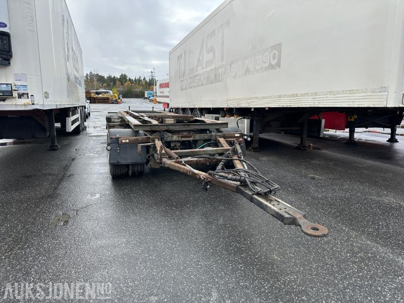 Nor Slep SL-28KT krok-/tipp-henger – 2011 – 28 tonn – EU til 11/2025 - Perävaunu: kuva Nor Slep SL-28KT krok-/tipp-henger – 2011 – 28 tonn – EU til 11/2025 - Perävaunu Nor Slep SL-28KT krok-/tipp-henger – 2011 – 28 tonn – EU til 11/2025 - Perävaunu: kuva Nor Slep SL-28KT krok-/tipp-henger – 2011 – 28 tonn – EU til 11/2025 - Perävaunu