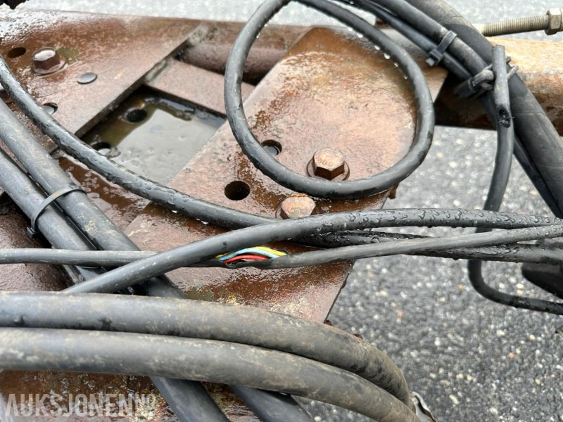 Nor Slep SL-28KT krok-/tipp-henger – 2011 – 28 tonn – EU til 11/2025 - Perävaunu: kuva Nor Slep SL-28KT krok-/tipp-henger – 2011 – 28 tonn – EU til 11/2025 - Perävaunu Nor Slep SL-28KT krok-/tipp-henger – 2011 – 28 tonn – EU til 11/2025 - Perävaunu: kuva Nor Slep SL-28KT krok-/tipp-henger – 2011 – 28 tonn – EU til 11/2025 - Perävaunu