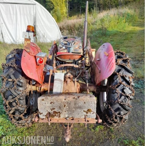 Traktor - Massey Ferguson - Traktori: kuva Traktor - Massey Ferguson - Traktori Traktor - Massey Ferguson - Traktori: kuva Traktor - Massey Ferguson - Traktori