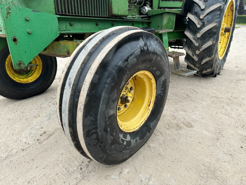 Traktori John Deere 4040 AIRCO: kuva Traktori John Deere 4040 AIRCO