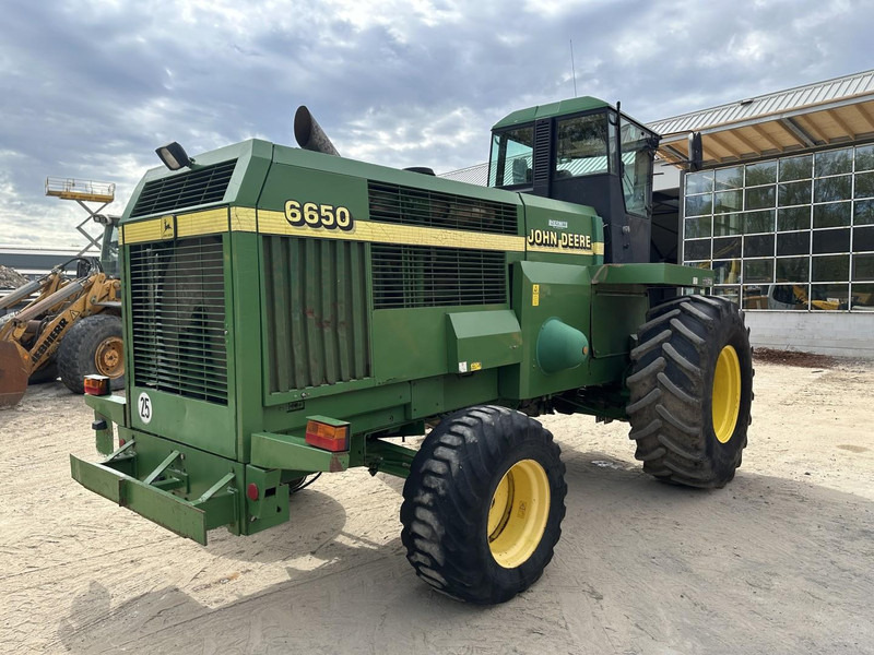 John Deere 6650 FOR PARTS - Itsekulkeva silppuri: kuva John Deere 6650 FOR PARTS - Itsekulkeva silppuri John Deere 6650 FOR PARTS - Itsekulkeva silppuri: kuva John Deere 6650 FOR PARTS - Itsekulkeva silppuri