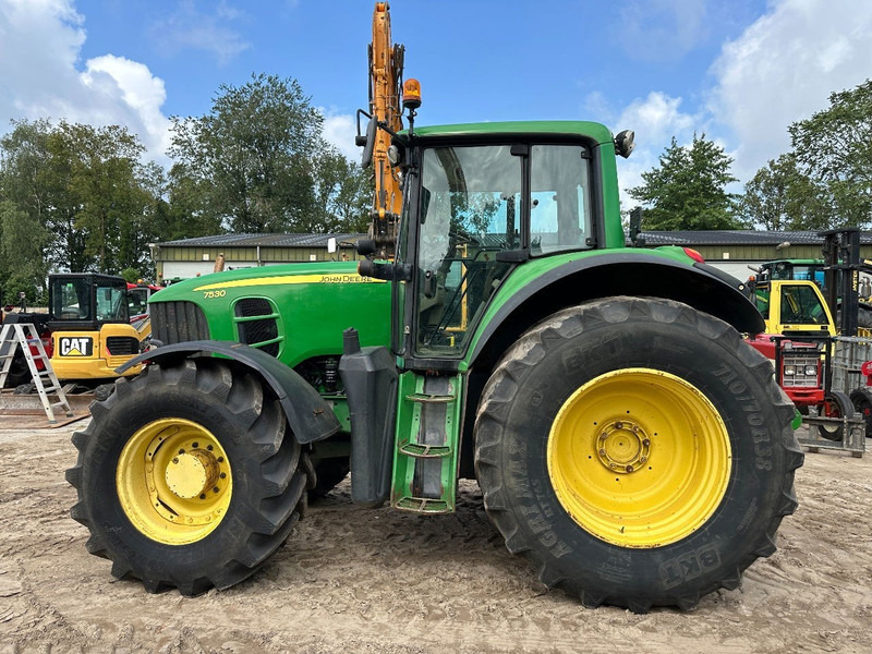 John Deere 7530 Premium AP - Traktori: kuva John Deere 7530 Premium AP - Traktori John Deere 7530 Premium AP - Traktori: kuva John Deere 7530 Premium AP - Traktori