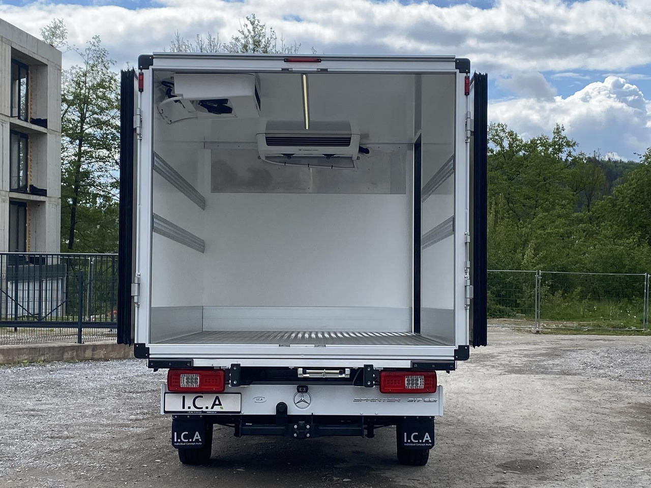 MERCEDES BENZ SPRINTER 317 CDI | DOPPELREGIME TIEFKÜHLKOFFER + BACKSLEEPER - Kylmäauto: kuva MERCEDES BENZ SPRINTER 317 CDI | DOPPELREGIME TIEFKÜHLKOFFER + BACKSLEEPER - Kylmäauto MERCEDES BENZ SPRINTER 317 CDI | DOPPELREGIME TIEFKÜHLKOFFER + BACKSLEEPER - Kylmäauto: kuva MERCEDES BENZ SPRINTER 317 CDI | DOPPELREGIME TIEFKÜHLKOFFER + BACKSLEEPER - Kylmäauto