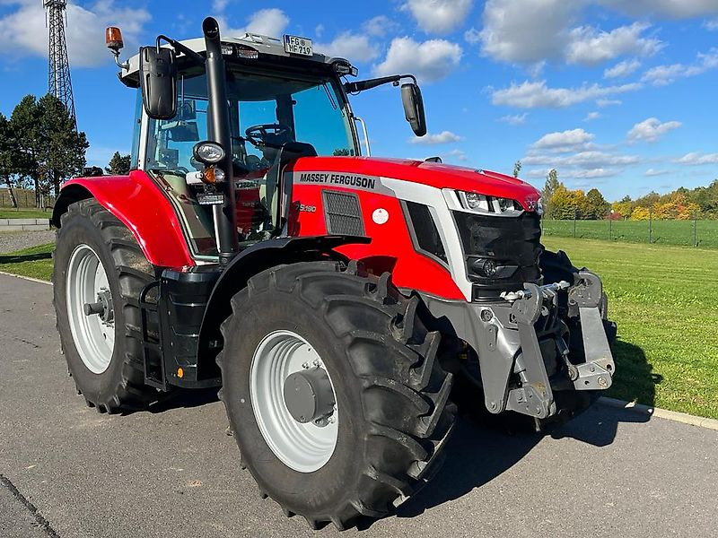 Massey Ferguson MF 7S190 Dyna-VT - Traktori: kuva Massey Ferguson MF 7S190 Dyna-VT - Traktori Massey Ferguson MF 7S190 Dyna-VT - Traktori: kuva Massey Ferguson MF 7S190 Dyna-VT - Traktori