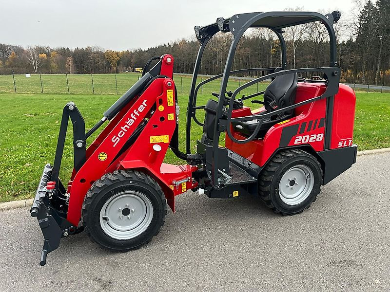 Schäffer 2028 SLT - Pienkuormaaja: kuva Schäffer 2028 SLT - Pienkuormaaja Schäffer 2028 SLT - Pienkuormaaja: kuva Schäffer 2028 SLT - Pienkuormaaja