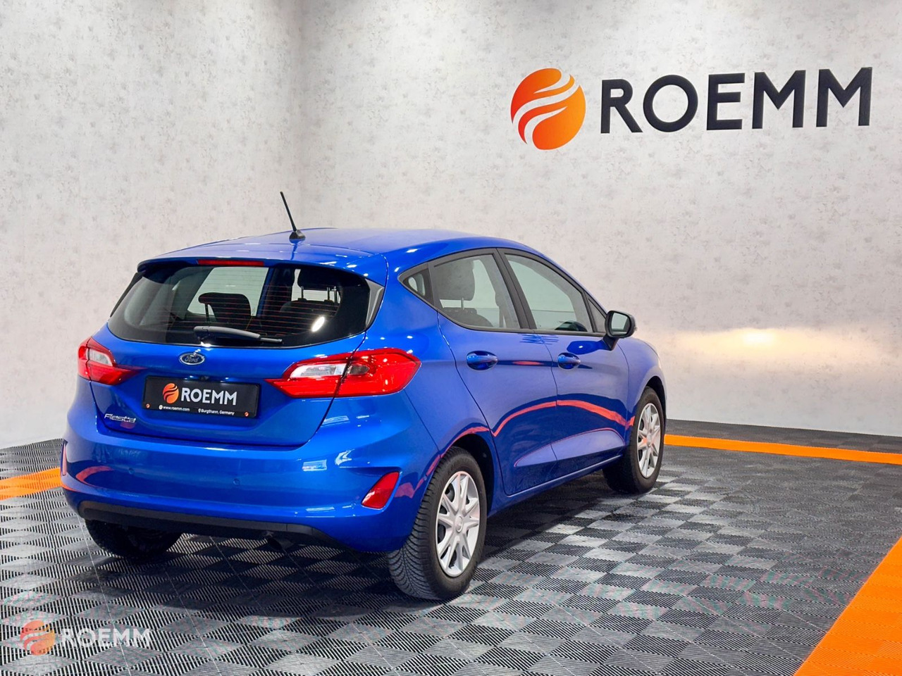 Ford Fiesta Cool & Connect*1.Hand*GARANTIE*Klima*DAB* - Sedan: kuva Ford Fiesta Cool & Connect*1.Hand*GARANTIE*Klima*DAB* - Sedan Ford Fiesta Cool & Connect*1.Hand*GARANTIE*Klima*DAB* - Sedan: kuva Ford Fiesta Cool & Connect*1.Hand*GARANTIE*Klima*DAB* - Sedan