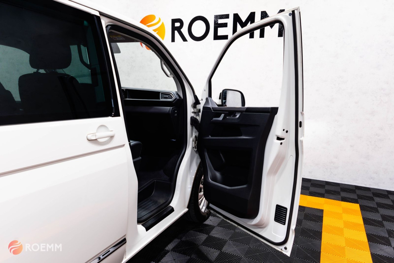 Pikkubussi Volkswagen T6.1 Multivan Highline 4MOTION*GARANTIE*AHK*SHZ*: kuva Pikkubussi Volkswagen T6.1 Multivan Highline 4MOTION*GARANTIE*AHK*SHZ*