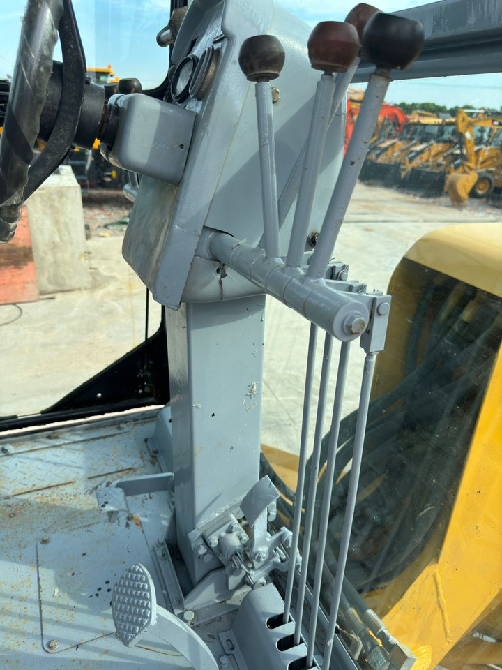 Tiehöylä Caterpillar CAT 140H 140K 140M Used Motor Grader Secondhand Graders in Low Price: kuva Tiehöylä Caterpillar CAT 140H 140K 140M Used Motor Grader Secondhand Graders in Low Price