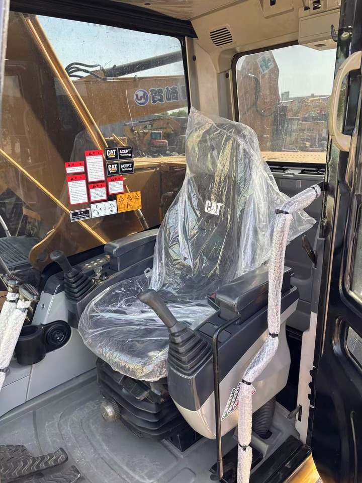 Caterpillar CAT 320C 20 Ton Floating 15M Long Boom Excavators for Sale - Kaivuri: kuva Caterpillar CAT 320C 20 Ton Floating 15M Long Boom Excavators for Sale - Kaivuri Caterpillar CAT 320C 20 Ton Floating 15M Long Boom Excavators for Sale - Kaivuri: kuva Caterpillar CAT 320C 20 Ton Floating 15M Long Boom Excavators for Sale - Kaivuri