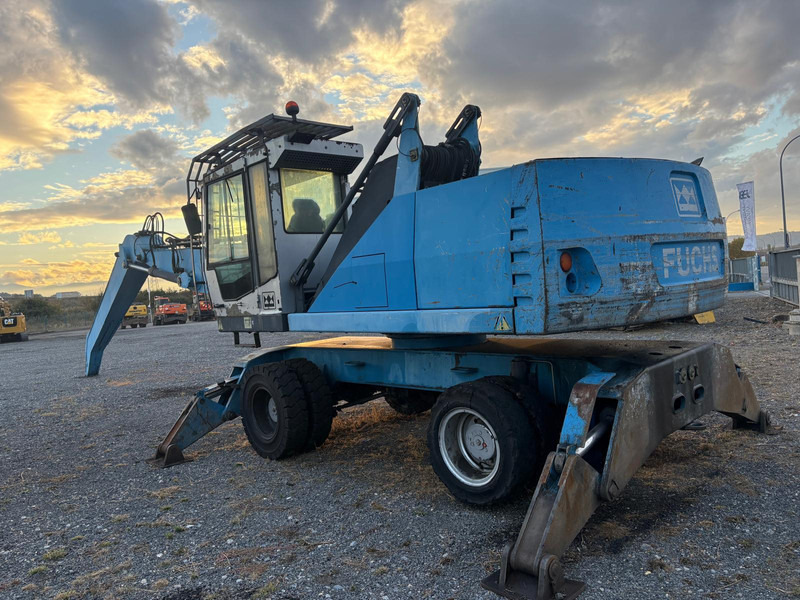 Fuchs MHL340 - Pyöräalustainen kaivinkone: kuva Fuchs MHL340 - Pyöräalustainen kaivinkone Fuchs MHL340 - Pyöräalustainen kaivinkone: kuva Fuchs MHL340 - Pyöräalustainen kaivinkone