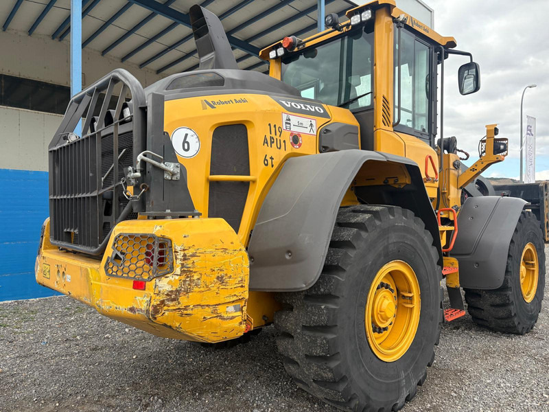 Volvo L70H - Pyöräkuormaaja: kuva Volvo L70H - Pyöräkuormaaja Volvo L70H - Pyöräkuormaaja: kuva Volvo L70H - Pyöräkuormaaja