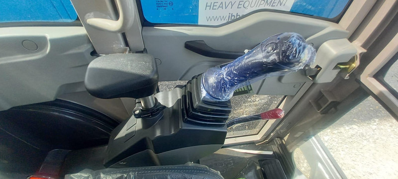 Uusi Minikuormaaja Zoomlion ZE36GU: kuva Uusi Minikuormaaja Zoomlion ZE36GU
