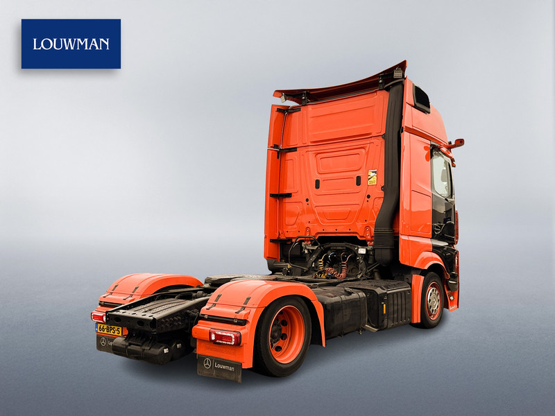 Mercedes-Benz Actros L-Gigaspacecabine 1845 LS Lowliner, Solostar Mirror cams , Leer , Euro 6 - Kuorma-auto alusta: kuva Mercedes-Benz Actros L-Gigaspacecabine 1845 LS Lowliner, Solostar Mirror cams , Leer , Euro 6 - Kuorma-auto alusta Mercedes-Benz Actros L-Gigaspacecabine 1845 LS Lowliner, Solostar Mirror cams , Leer , Euro 6 - Kuorma-auto alusta: kuva Mercedes-Benz Actros L-Gigaspacecabine 1845 LS Lowliner, Solostar Mirror cams , Leer , Euro 6 - Kuorma-auto alusta