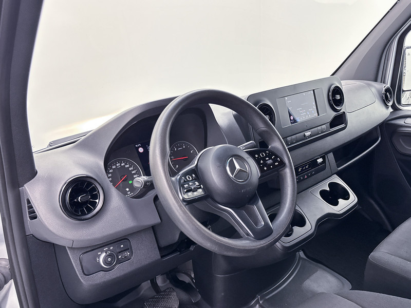 Mercedes-Benz Sprinter 314 2.2 CDI L2H2 Navigatie Inrichting Betimmering Cruise Control Navigatie 220v Omvormer Sidebars - Pakettiauto: kuva Mercedes-Benz Sprinter 314 2.2 CDI L2H2 Navigatie Inrichting Betimmering Cruise Control Navigatie 220v Omvormer Sidebars - Pakettiauto Mercedes-Benz Sprinter 314 2.2 CDI L2H2 Navigatie Inrichting Betimmering Cruise Control Navigatie 220v Omvormer Sidebars - Pakettiauto: kuva Mercedes-Benz Sprinter 314 2.2 CDI L2H2 Navigatie Inrichting Betimmering Cruise Control Navigatie 220v Omvormer Sidebars - Pakettiauto