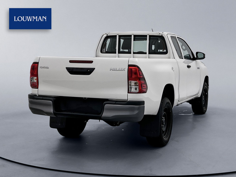 Toyota Hilux 2.4 D-4D Comfort 4x4 Xtra Cab NIEUW 3500KG Trekgewicht Cruise Control Airco - Avolava-auto: kuva Toyota Hilux 2.4 D-4D Comfort 4x4 Xtra Cab NIEUW 3500KG Trekgewicht Cruise Control Airco - Avolava-auto Toyota Hilux 2.4 D-4D Comfort 4x4 Xtra Cab NIEUW 3500KG Trekgewicht Cruise Control Airco - Avolava-auto: kuva Toyota Hilux 2.4 D-4D Comfort 4x4 Xtra Cab NIEUW 3500KG Trekgewicht Cruise Control Airco - Avolava-auto