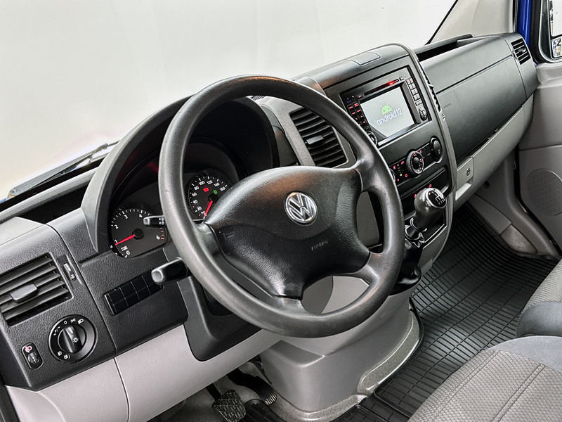 Volkswagen Crafter 35 2.0 TDI L1H1 2x schuifdeur Inrichting Lucht geveerde stoel Cruise control Airco - Pakettiauto: kuva Volkswagen Crafter 35 2.0 TDI L1H1 2x schuifdeur Inrichting Lucht geveerde stoel Cruise control Airco - Pakettiauto Volkswagen Crafter 35 2.0 TDI L1H1 2x schuifdeur Inrichting Lucht geveerde stoel Cruise control Airco - Pakettiauto: kuva Volkswagen Crafter 35 2.0 TDI L1H1 2x schuifdeur Inrichting Lucht geveerde stoel Cruise control Airco - Pakettiauto