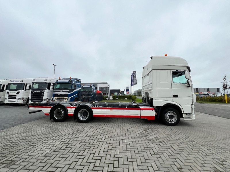 DAF XF 450 SSC 6x2 BDF - Kuorma-auto alusta: kuva DAF XF 450 SSC 6x2 BDF - Kuorma-auto alusta DAF XF 450 SSC 6x2 BDF - Kuorma-auto alusta: kuva DAF XF 450 SSC 6x2 BDF - Kuorma-auto alusta